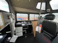 कंटेनर जहाज बिक्री के लिए