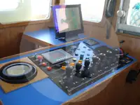 Trawler बेचने के लिए