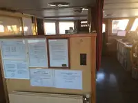 रेफ़र जहाज बिक्री के लिए