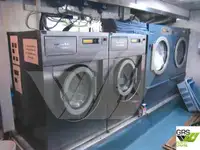 क्रूज जहाज बिक्री के लिए