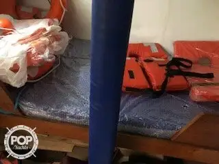 आपूर्ति जहाज बिक्री के लिए