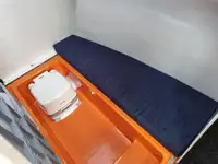कंटेनर जहाज बिक्री के लिए