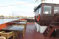 बार्ज बिक्री के लिए