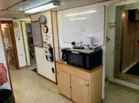 फास्ट सप्लाई वेसल (एफएसवी) बिक्री के लिए