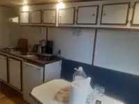 कंटेनर जहाज बिक्री के लिए