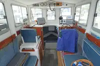 कार्य नौकाएँ बिक्री के लिए