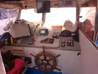 ट्रॉलर बिक्री के लिए