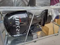 कार्य नौकाएँ बिक्री के लिए