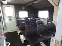 क्रू बोट बिक्री के लिए