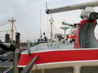 ट्रॉलर बिक्री के लिए