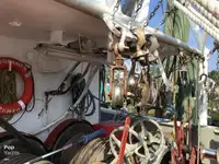 ट्रॉलर बिक्री के लिए