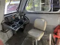 कार्य नौकाएँ बिक्री के लिए