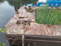 बार्ज बिक्री के लिए