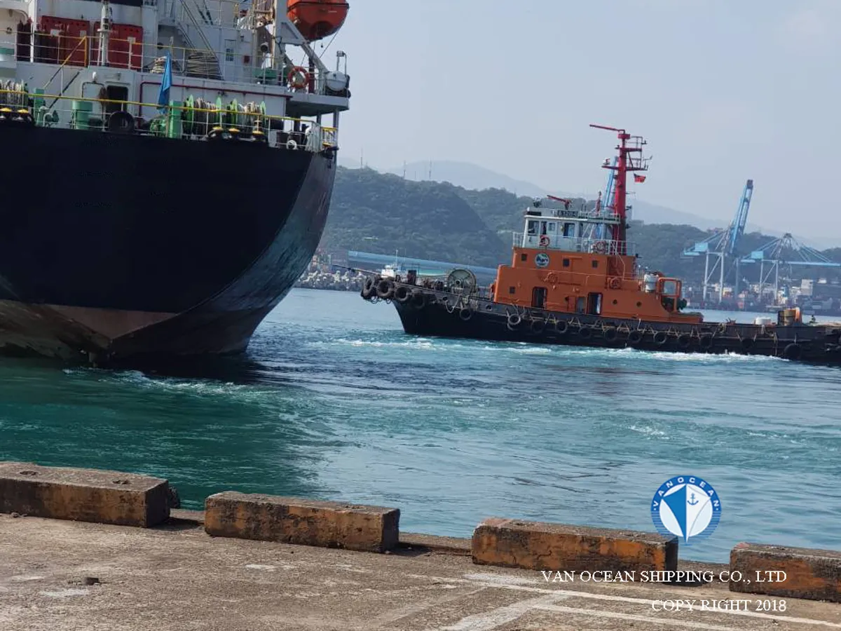 तेल/रासायनिक टैंकर बिक्री के लिए