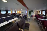 रो-रो जहाज बिक्री के लिए