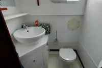 ट्रॉलर बिक्री के लिए