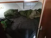 क्रू बोट बिक्री के लिए