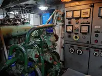 टोबोट बेचने के लिए