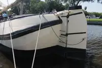बार्ज बिक्री के लिए