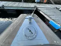 गश्ती नाव बिक्री के लिए
