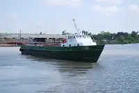 क्रू बोट बिक्री के लिए