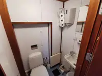 रो-रो जहाज बिक्री के लिए
