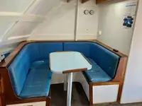 ट्रॉलर बिक्री के लिए