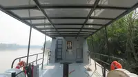 गश्ती नाव बिक्री के लिए