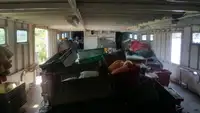 ट्रॉलर बिक्री के लिए
