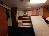 रो-रो जहाज बिक्री के लिए