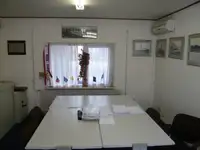 बार्ज बिक्री के लिए