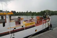 क्रूज जहाज बिक्री के लिए