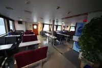 रो-रो जहाज बिक्री के लिए