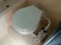 क्रू बोट बिक्री के लिए