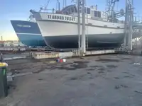 ट्रॉलर बिक्री के लिए