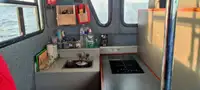 कंटेनर जहाज बिक्री के लिए