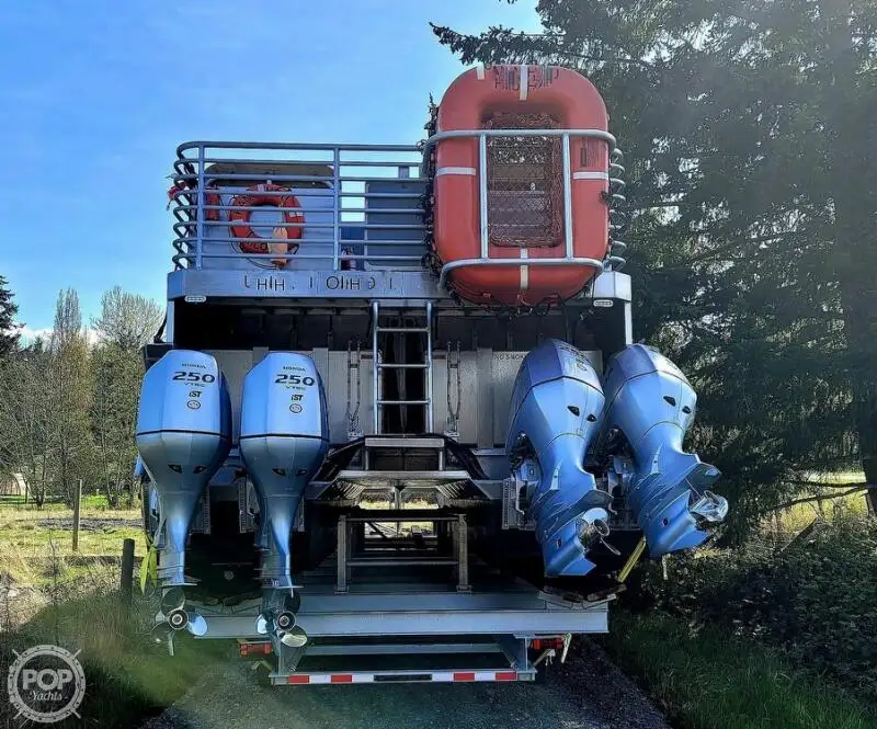 कैटामारन बिक्री के लिए