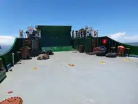 बादबानी जहाज बेचने के लिए