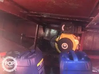 आपूर्ति जहाज बिक्री के लिए