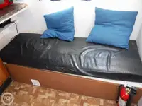 ट्रॉलर बिक्री के लिए