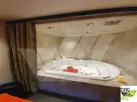 क्रूज जहाज बिक्री के लिए