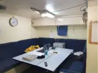 गश्ती नाव बिक्री के लिए