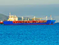 Oil/Chemical tanker बेचने के लिए