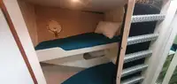 कंटेनर जहाज बिक्री के लिए