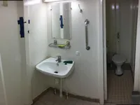 अनुसंधान पोत बिक्री के लिए