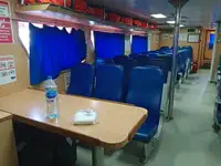 क्रू बोट बिक्री के लिए