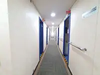रेफ़र जहाज बिक्री के लिए