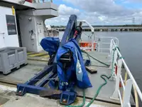 कंटेनर जहाज बिक्री के लिए