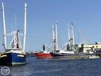 Trawler बेचने के लिए