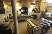बर्फ तोड़ने वाला जहाज बिक्री के लिए